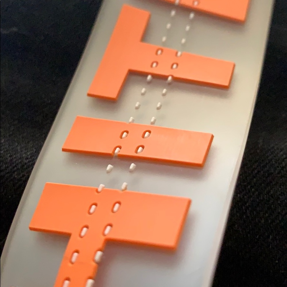 Off white belt - Picture 5 of 8